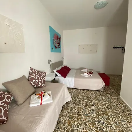 Rossocorallo ベッド・アンド・ブレックファスト 3*